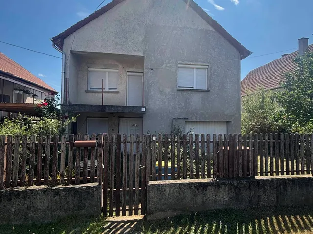 Eladó ház Onga 110 nm