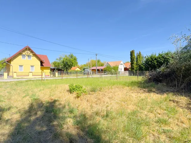 Eladó telek Poroszló 550 nm