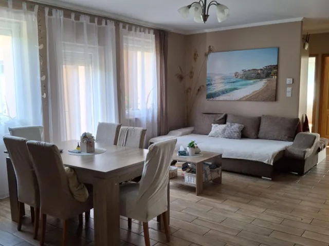 Eladó ház Levél 100 nm