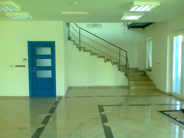 Eladó kereskedelmi és ipari ingatlan Mosonmagyaróvár 123 nm