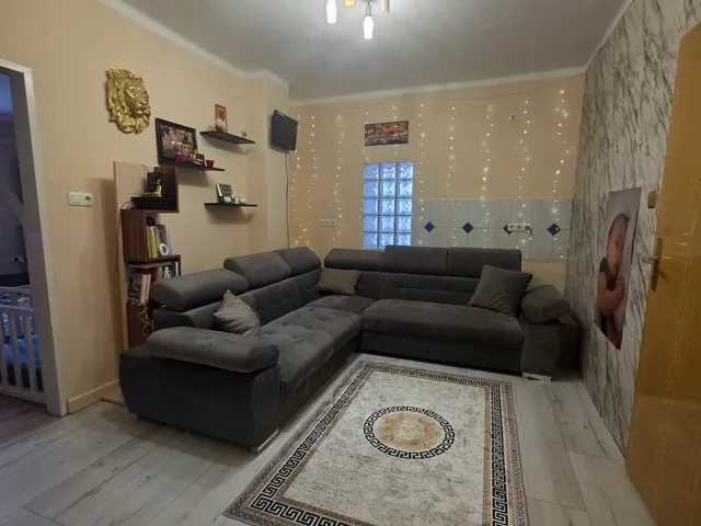 Eladó ház Levél 90 nm