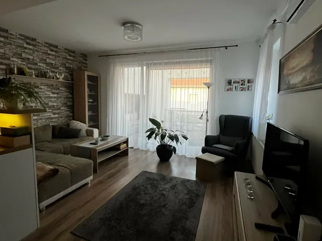 Eladó lakás Győr 79 nm