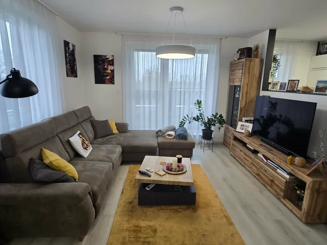 Eladó lakás Mosonmagyaróvár 64 nm