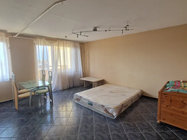 Eladó lakás Pápa 68 nm