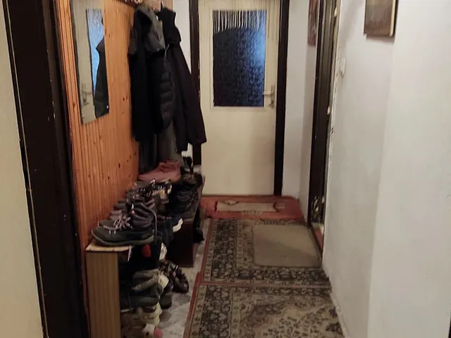 Eladó lakás Veszprém 74 nm