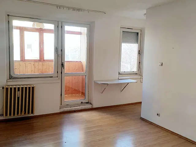 Eladó lakás Veszprém 28 nm