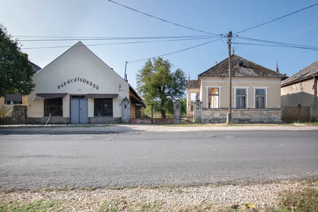 Eladó ház Ónod, Rákóczi 200 nm