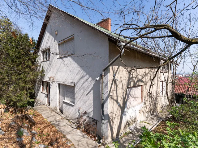 Eladó ház Miskolc, Kisavas, Mélyvölgy 217 nm