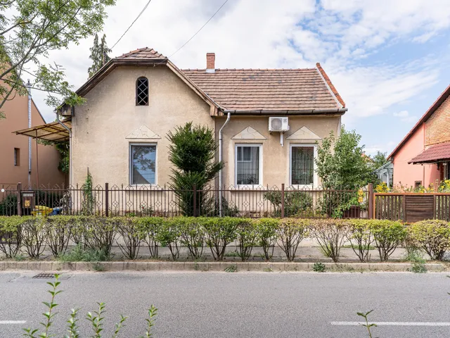 Eladó ház Miskolc, Bulgárföld 70 nm