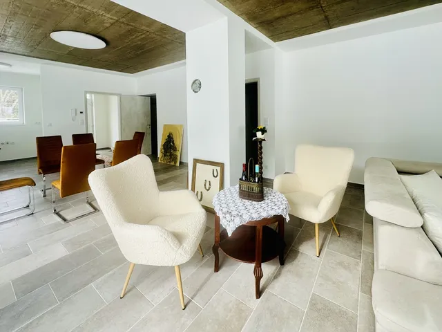 Eladó ház Vonyarcvashegy 178 nm