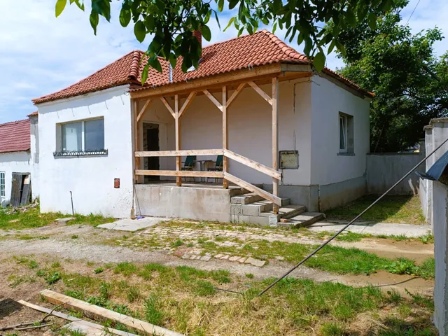 Eladó ház Sümeg 74 nm