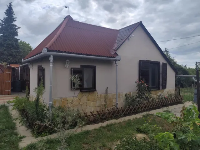 Eladó üdülő és hétvégi ház Keszthely 70 nm
