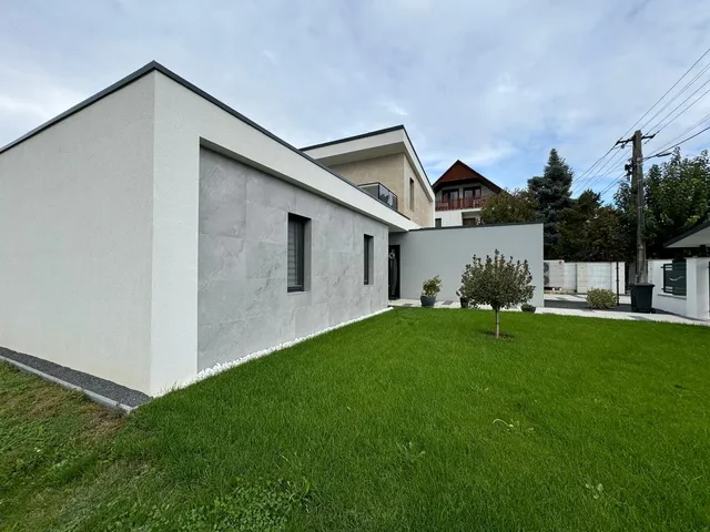 Eladó ház Hévíz 182 nm