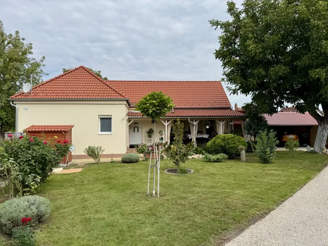 Eladó ház Keszthely 105 nm