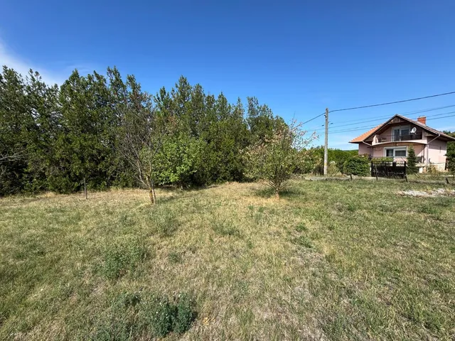 Eladó telek Gyenesdiás 1654 nm