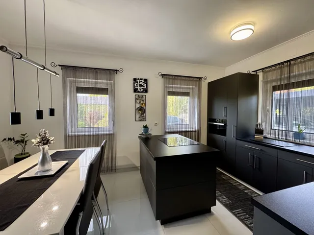 Eladó ház Vonyarcvashegy 110 nm