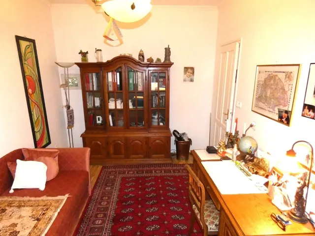 Eladó ház Nemesgulács 260 nm