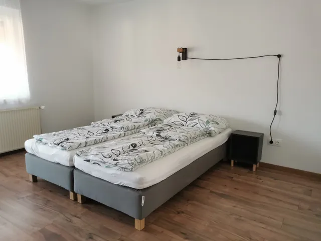 Eladó ház Vonyarcvashegy 184 nm