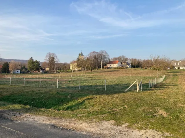 Eladó telek Vindornyalak 2400 nm