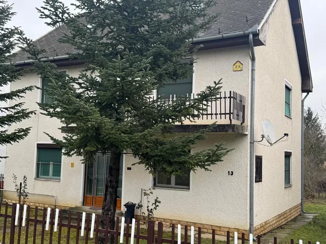 Eladó ház Kehidakustány 170 nm