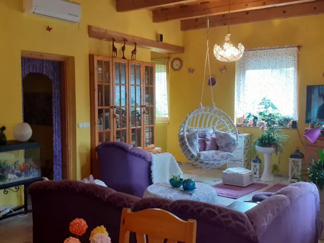 Eladó ház Vonyarcvashegy 185 nm