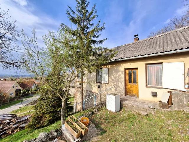 Eladó ház Csabrendek 45 nm