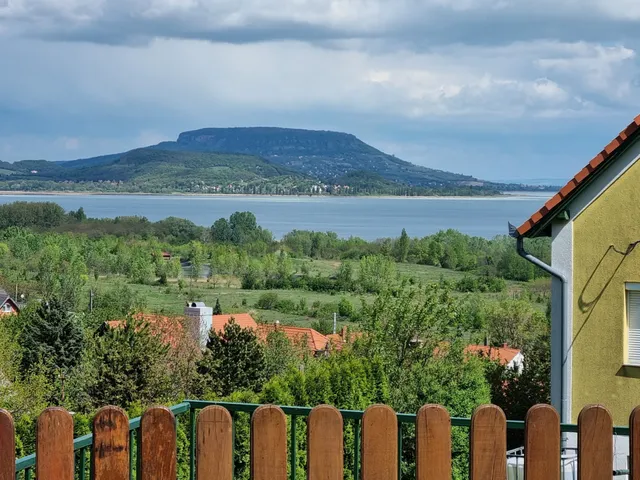 Eladó üdülő és hétvégi ház Balatongyörök 120 nm