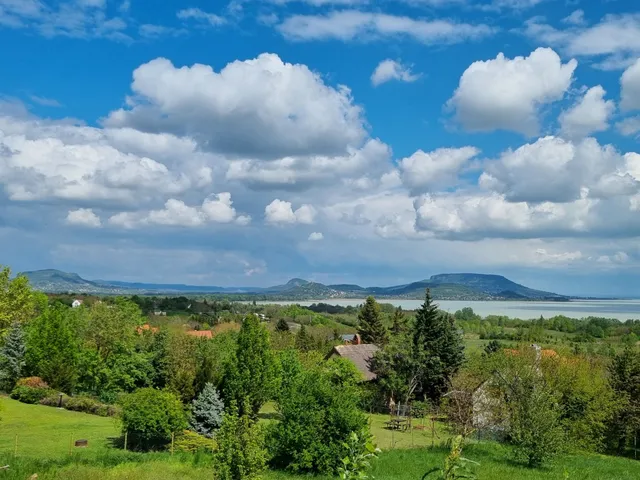 Eladó üdülő és hétvégi ház Balatongyörök 120 nm