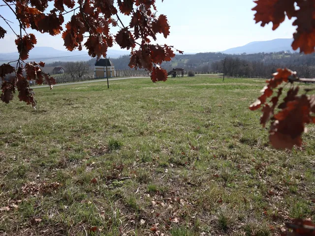 Eladó telek Lesenceistvánd 14136 nm