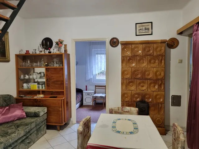 Eladó nyaraló Vonyarcvashegy 74 nm