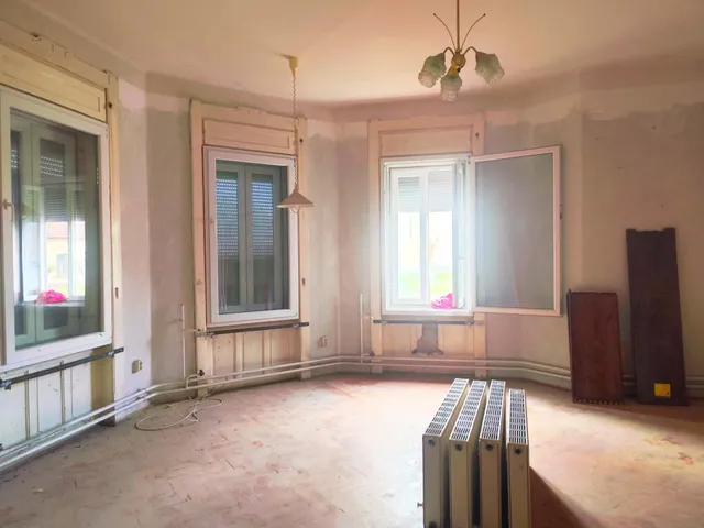 Eladó ház Zalaszentgrót 220 nm