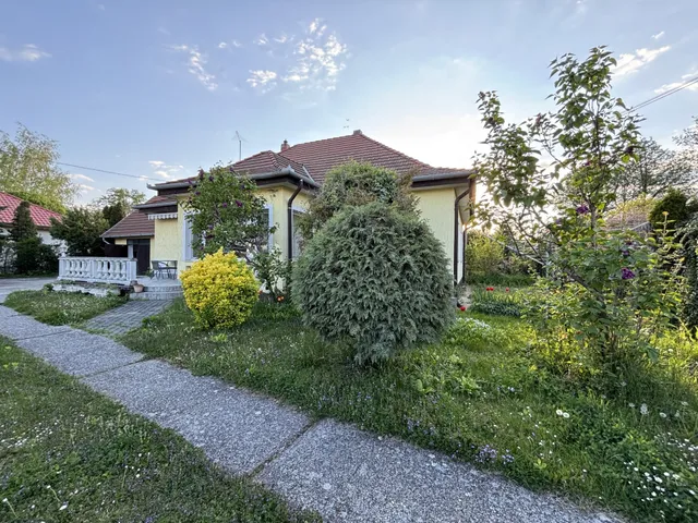 Eladó ház Balatonmáriafürdő 110 nm