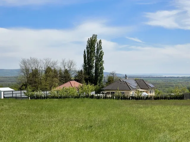 Eladó telek Alsópáhok 1209 nm