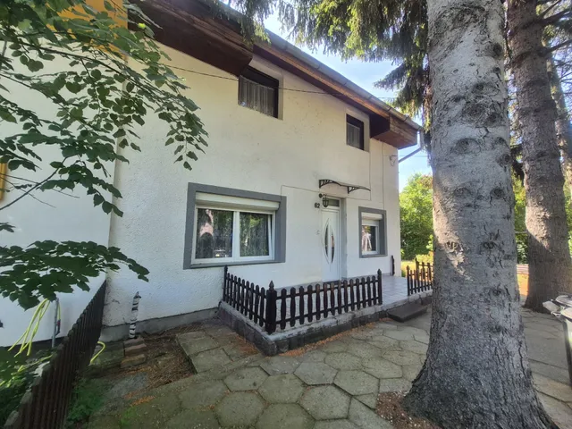 Eladó ház Balatonszepezd 182 nm