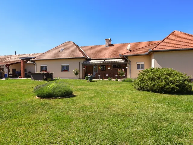 Eladó ház Zalacsány 141 nm
