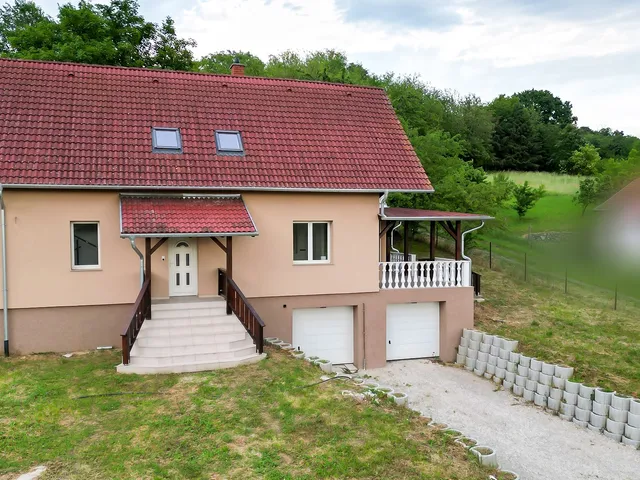 Eladó ház Kehidakustány 170 nm