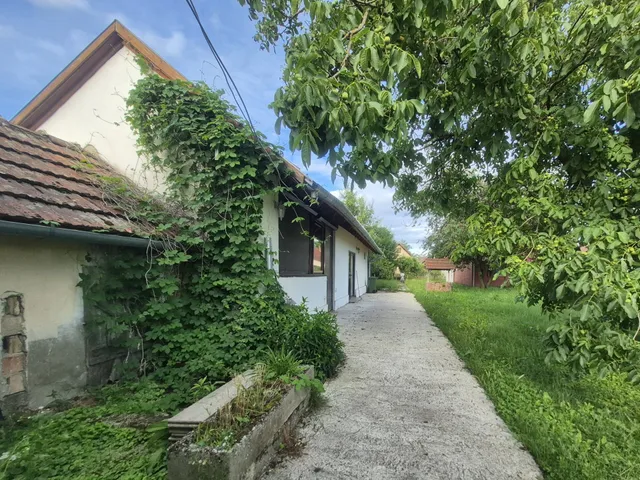 Eladó ház Szőkedencs 163 nm