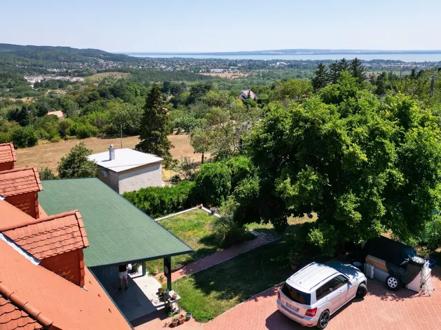Eladó ház Cserszegtomaj 220 nm