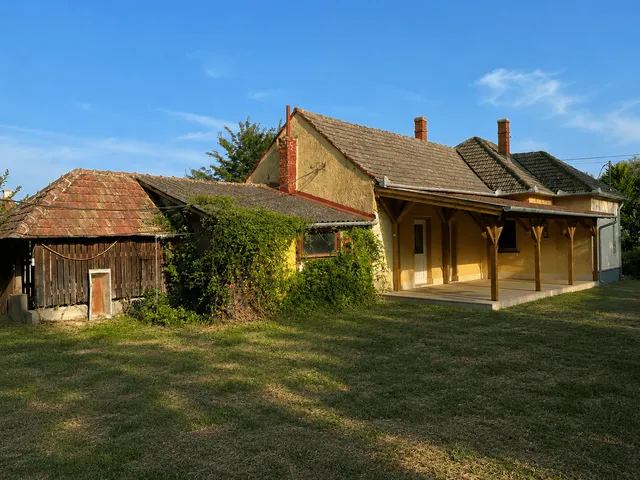Eladó ház Zalaszentgrót 170 nm