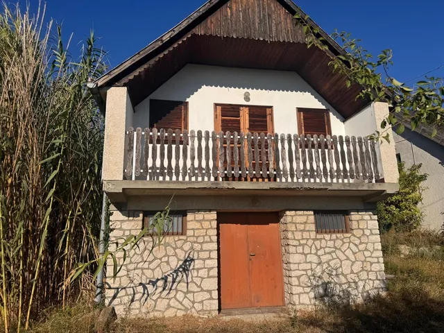 Eladó nyaraló Sümeg 40 nm