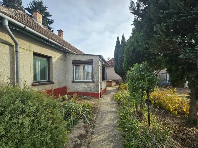 Eladó ház Kisbucsa 61 nm