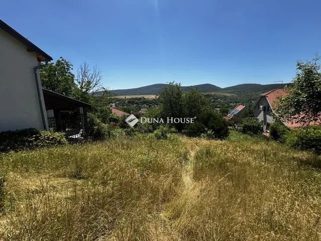 Eladó telek Pomáz 1187 nm