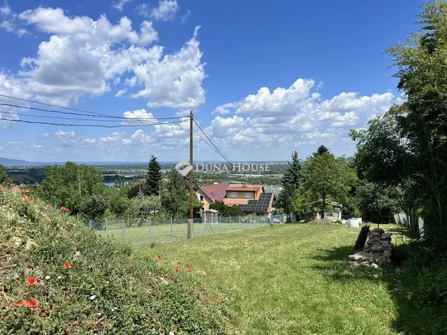 Eladó telek Budakalász, Gerinc utca 1372 nm