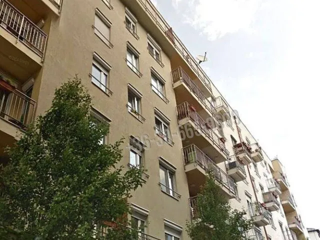 Eladó telek Budapest VII. kerület 1100 nm