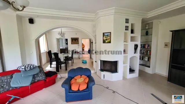 Eladó ház Budapest II. kerület, Budaliget 160 nm