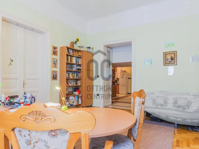 Eladó kereskedelmi és ipari ingatlan Budapest VI. kerület 128 nm