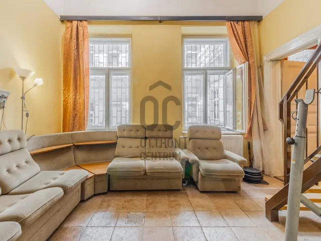 Eladó kereskedelmi és ipari ingatlan Budapest VI. kerület 128 nm