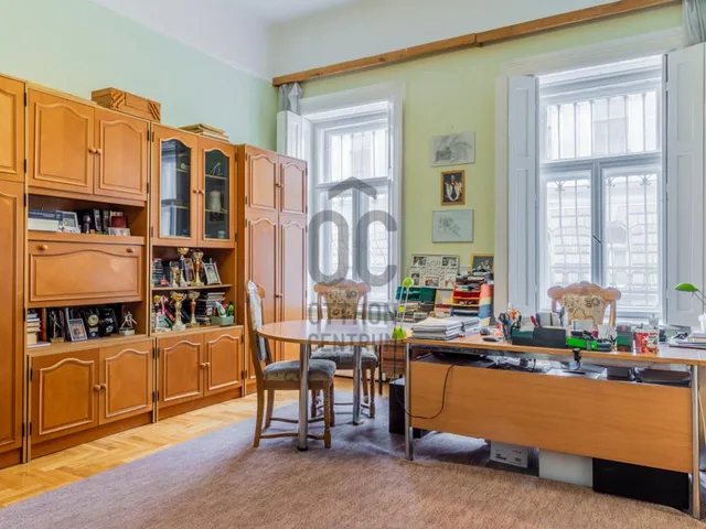 Eladó kereskedelmi és ipari ingatlan Budapest VI. kerület 128 nm