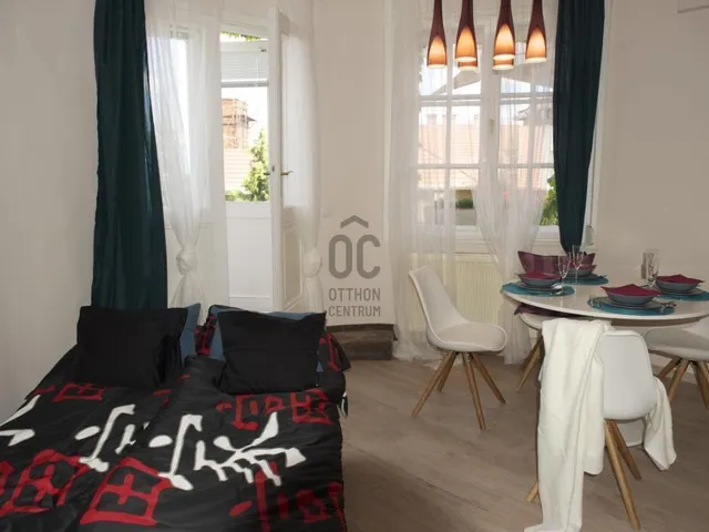 Eladó lakás Budapest I. kerület 71 nm