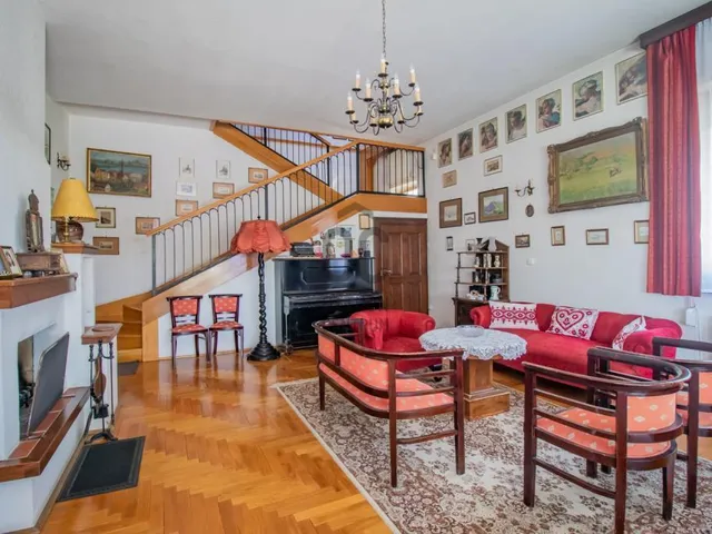 Eladó ház Budapest XXII. kerület, Baross Gábor telep 220 nm